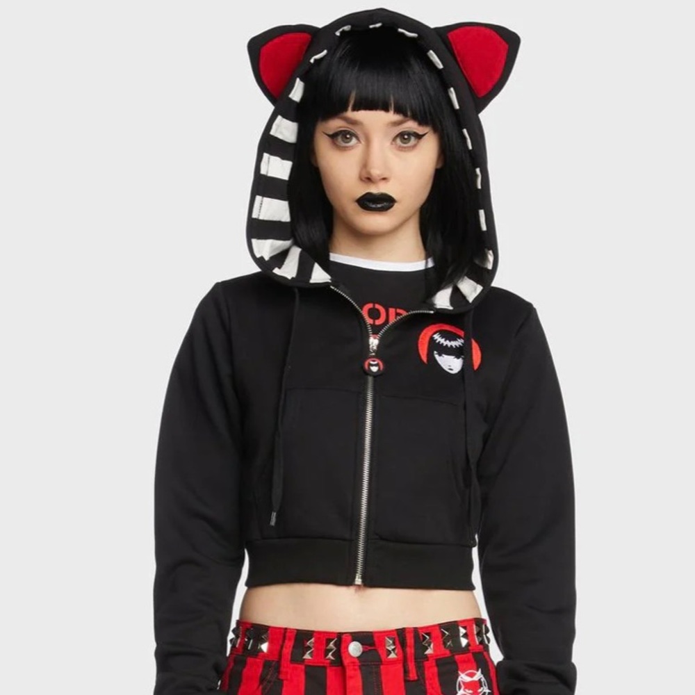 ISO In search of DO NOTBUY Emily The Strange X Dollskill cat conspiracies hoodie - Picture 2 of 4